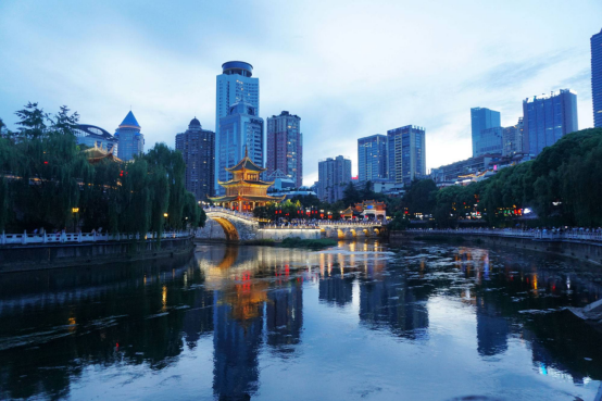 Night view of Jiaxiu Tower and Nanming River