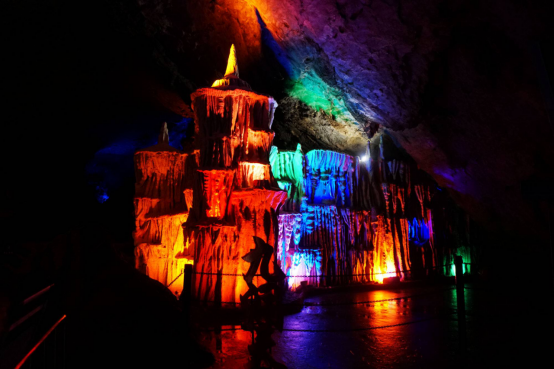 Karst cave opening viewed from a boat at Jiudongtian
