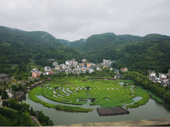 Mountain countryside between Wumeng Grassland and Panzhou