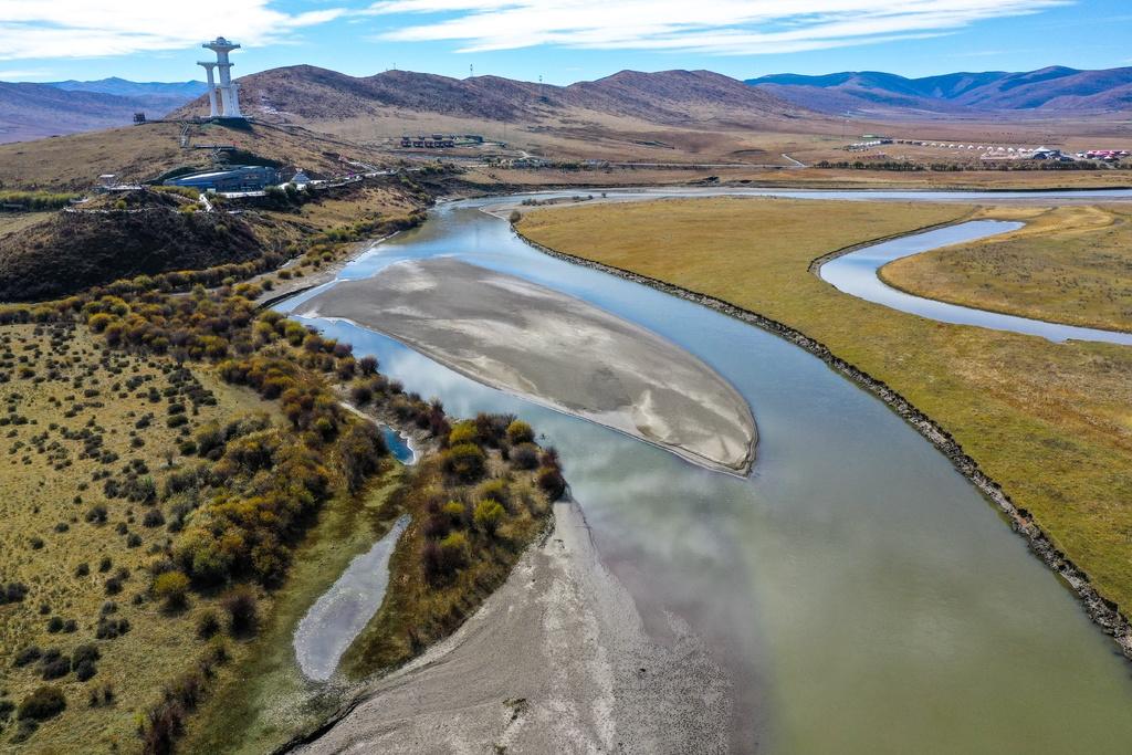Autumn in Western Sichuan: 8 Golden Highland Grasslands & Where to Visit