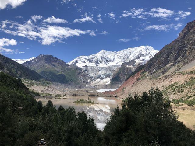 Bomi and Motuo in Autumn: A Journey Through Tibet’s Forests, Snow Mountains and Rainforests