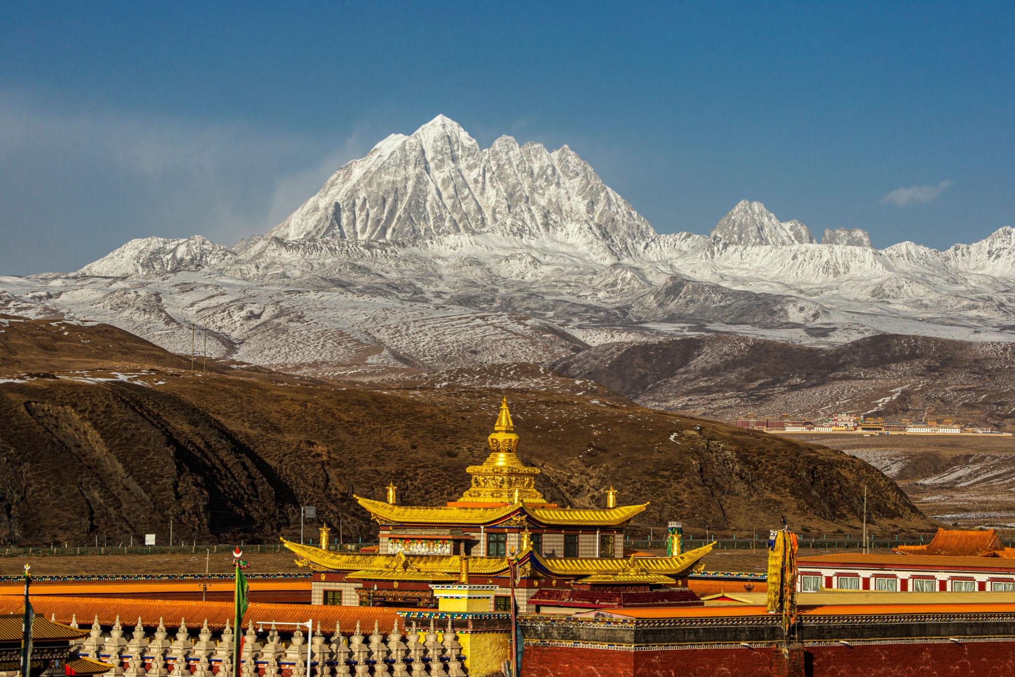 Tagong temple and Yala snow mountain