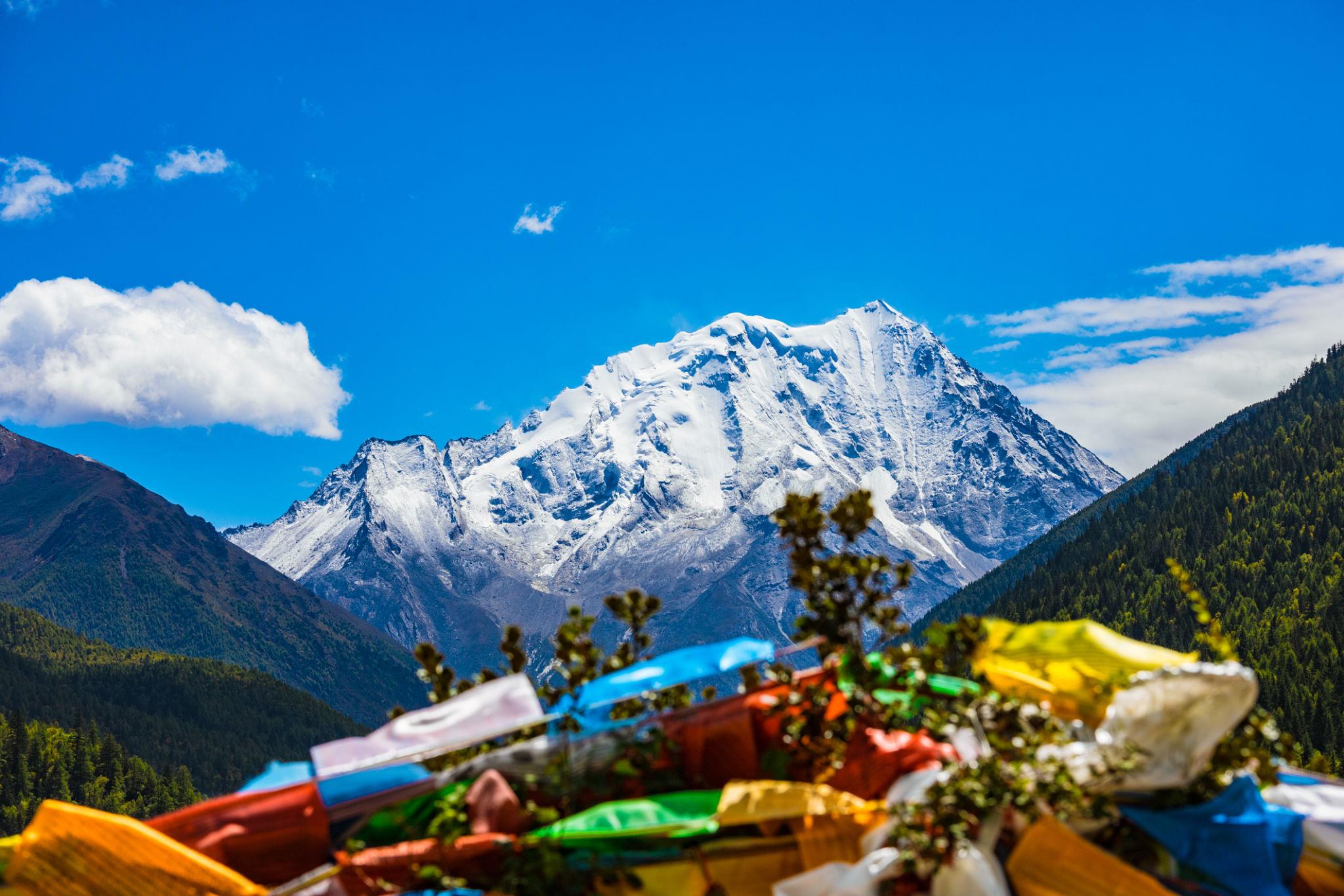 Garze Tibetan Autonomous Prefecture-Yala Snow Mountain